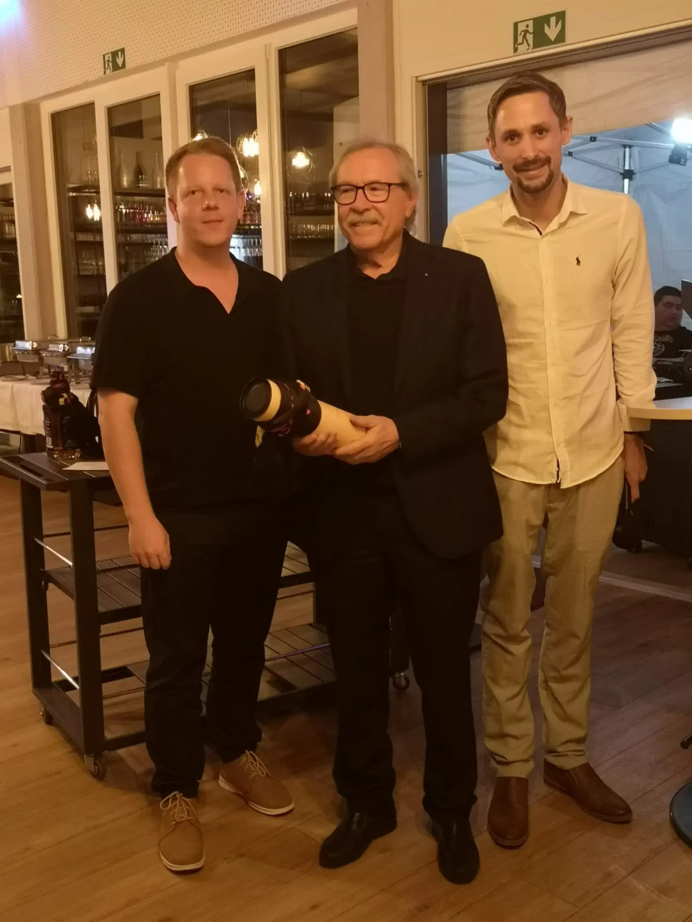 PHOTO 2023 12 09 21 08